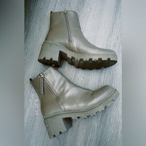 DOCE VITA - brown boots